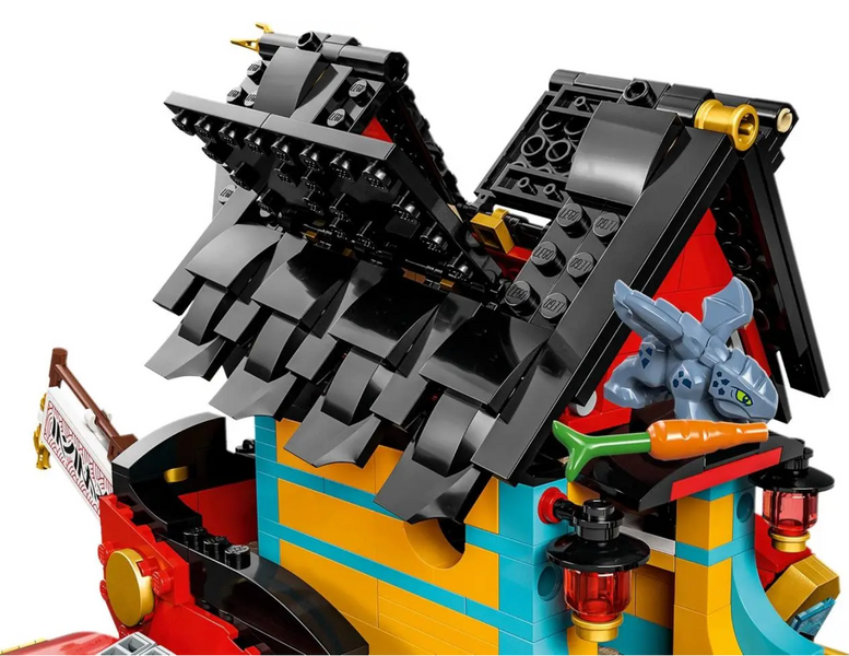 Конструктор Ninjago &laquo;Воздушный корабль Награда Судьбы&raquo; с драконами и 6 героями (1739 деталей) 11097 фото